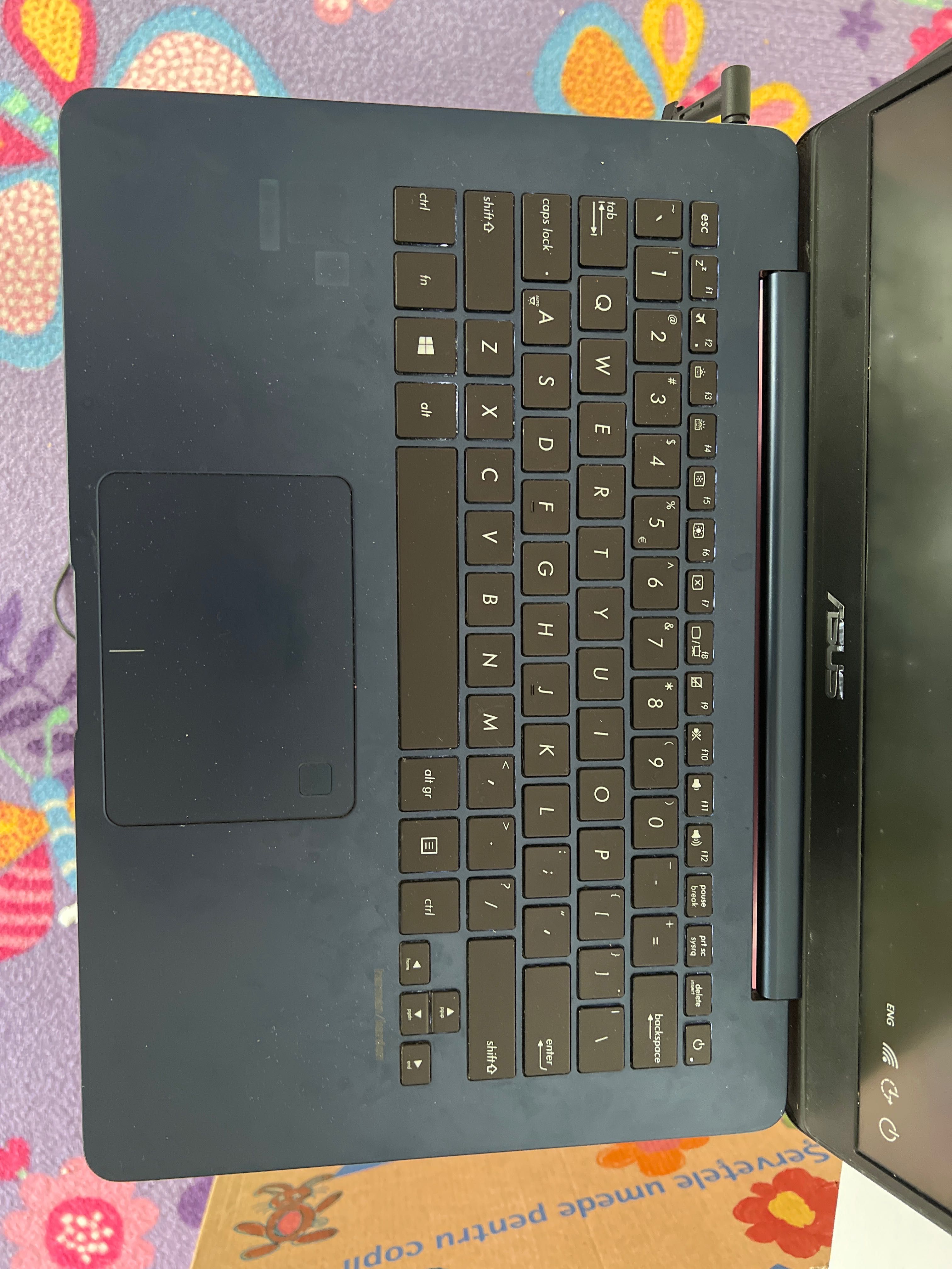 Laptop Asus Ultraportabil Zenbook Ux430U