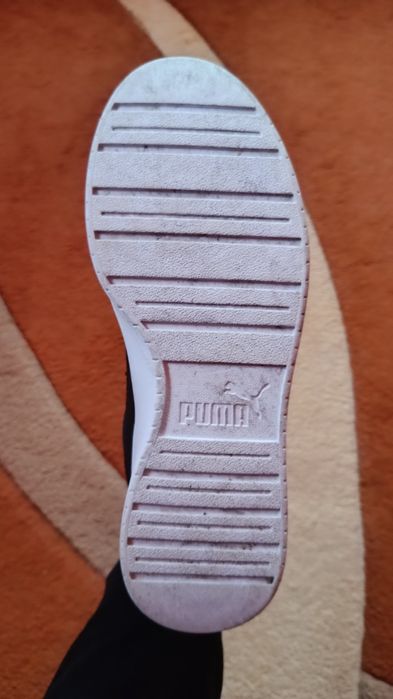 Vând Adidași Puma in stare excelentă