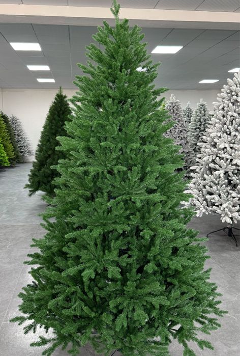 Новогодние елки , игрушки, гирлянда в подорок