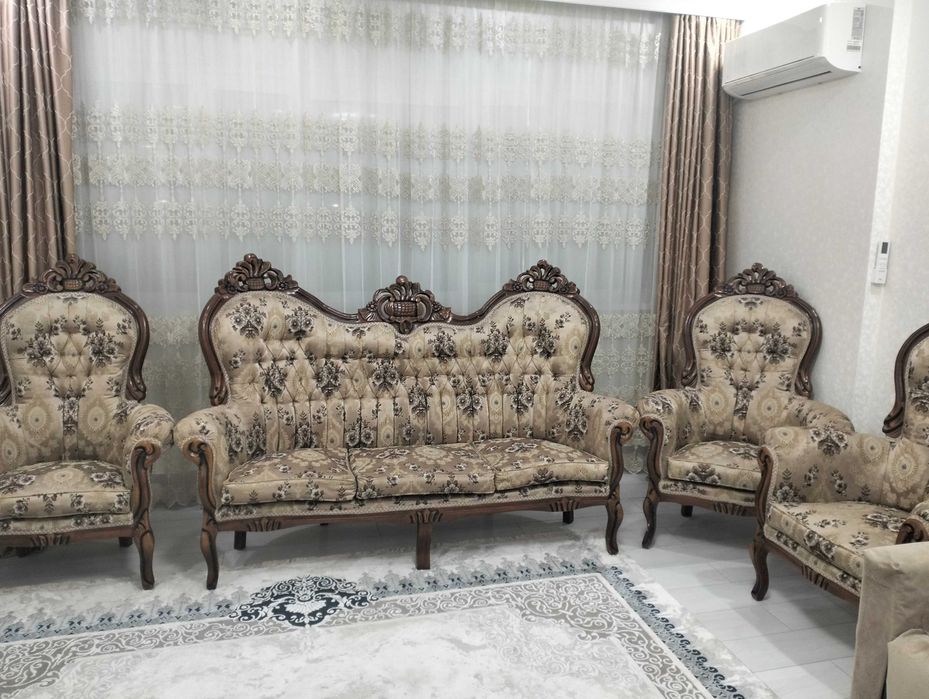 Продам мягкий уголок