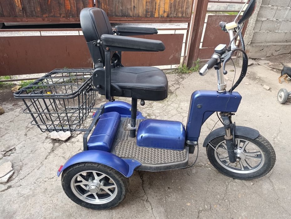 Електрическа триколка