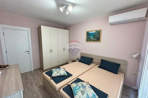 Дава се под наем Тристаен апартамент в Варна, Погреби - 90 кв.м за 612 € - Снимка #4