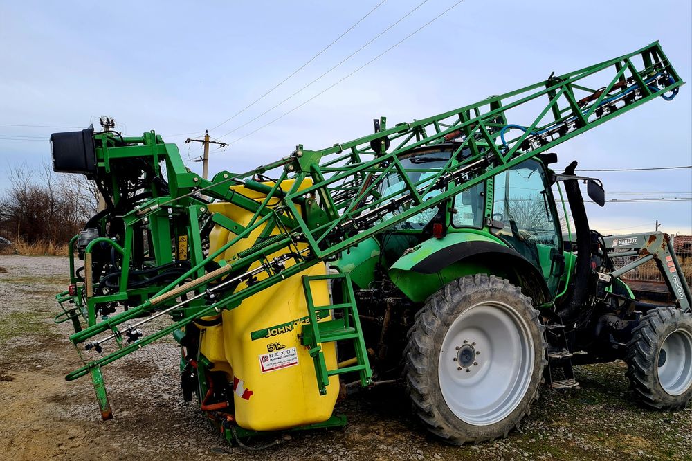 Instalatie de erbicidat John Deere 512 24 metri 1200 litri met pompa