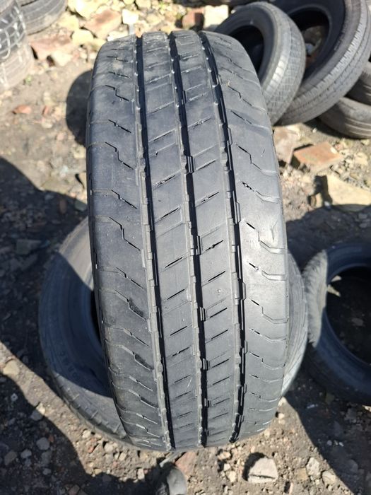 Vand 4 anvelope 195 60 16 C bune fara defecte