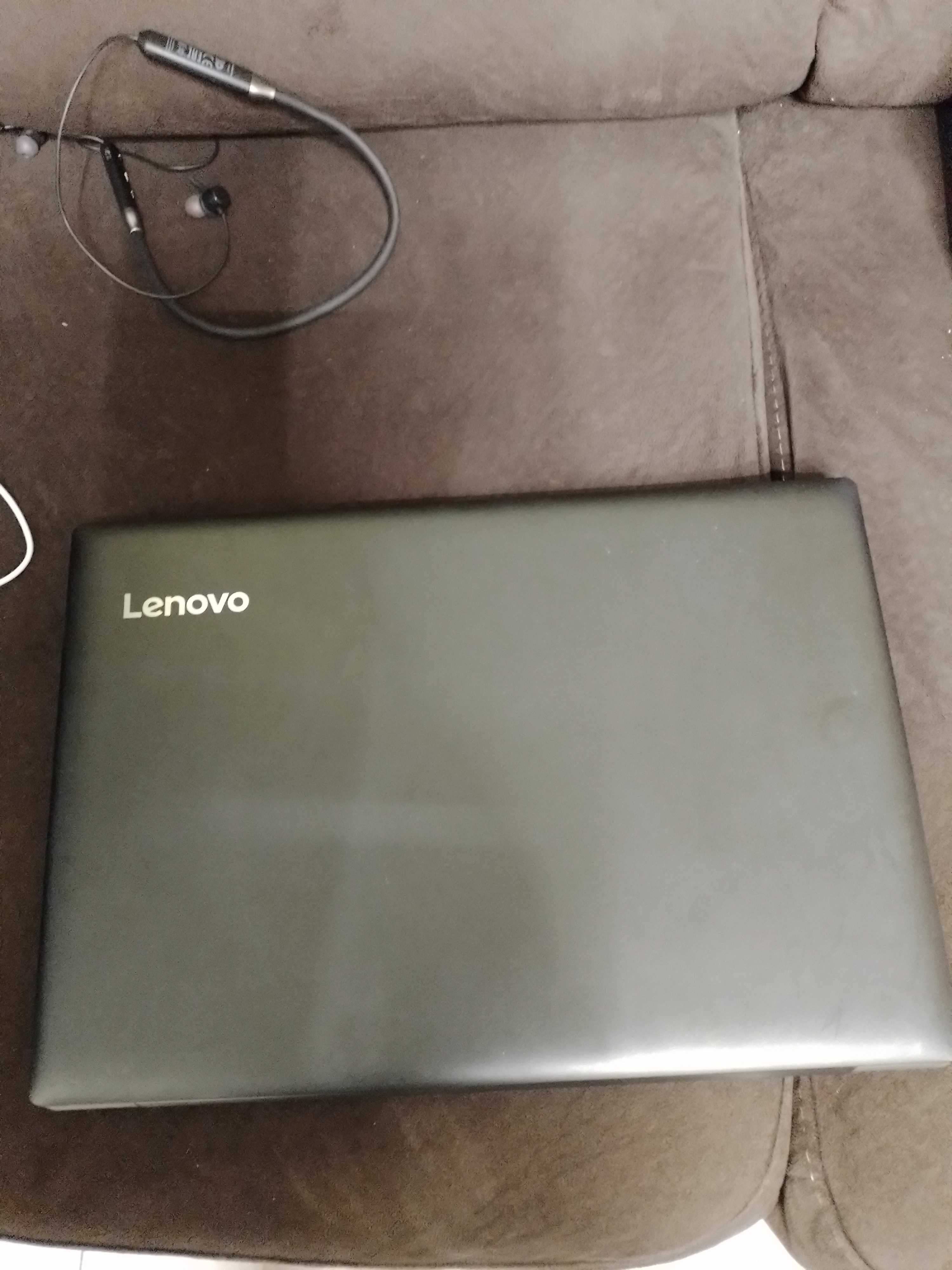 Продавам лаптоп Lenovo ideapad 330-15 IGM