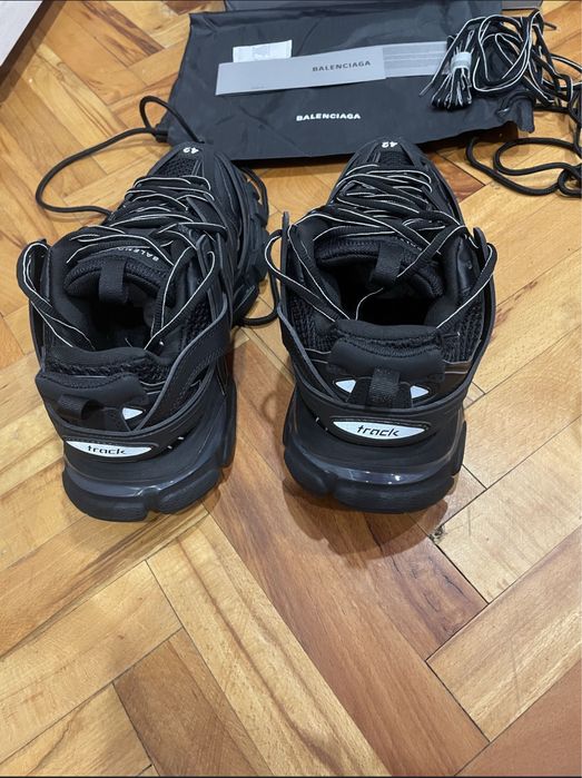 Balenciaga track led