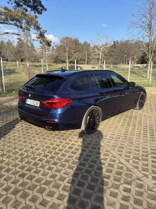 Продавам BMW 540i