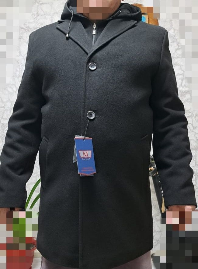 Продается новое мужское пальто