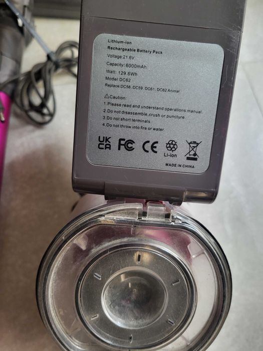 Безжична прахосмукачка Dyson V6