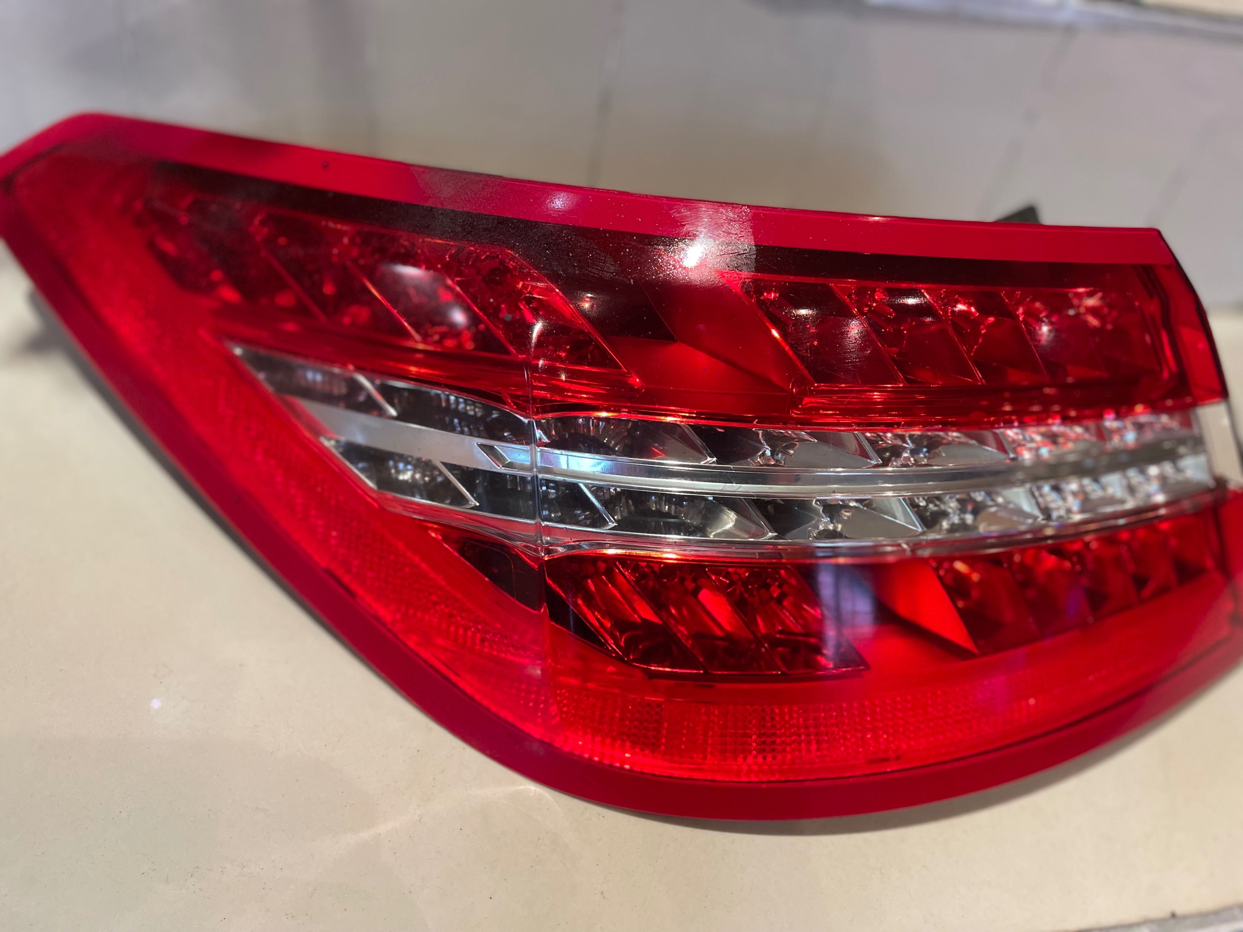 Външен стоп Mercedes E class 2009-2014