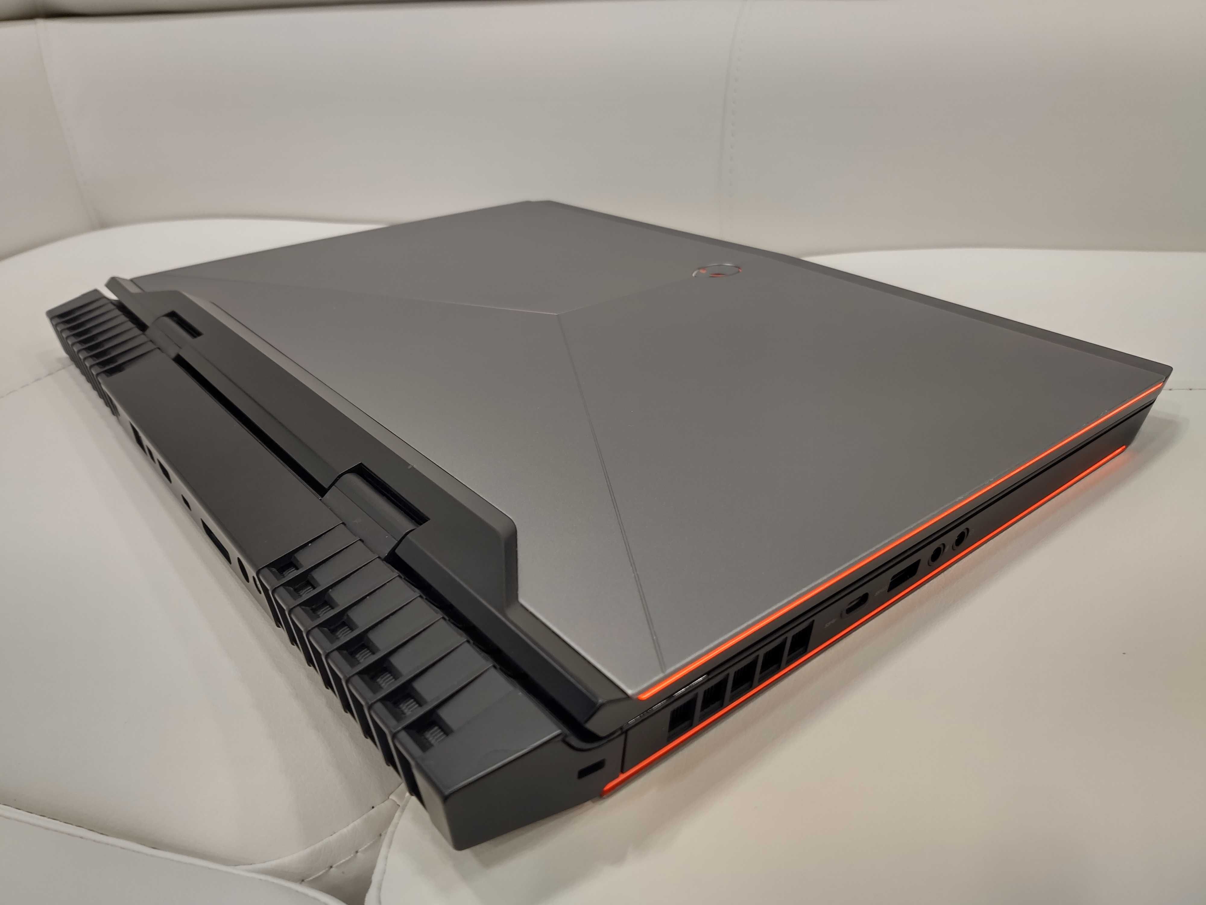Laptop Alienware 17,3" ,intel core i7, ram 32 gb, video 8 gb GTX 1080