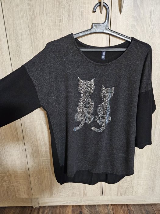 2 броя блузи размер L