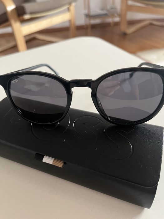 Vand ochelari de soare Hugo Boss