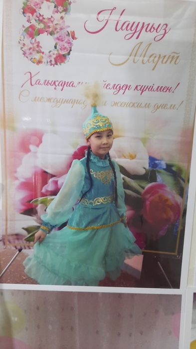 На прокат платье для девочк