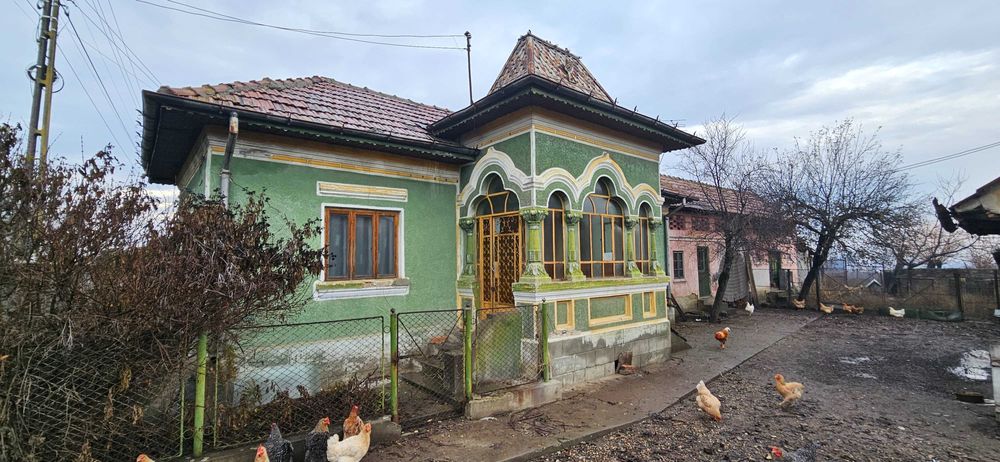 Casa + teren in comuna Prundeni, sat Zavideni, jud Valcea