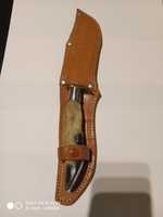 ловен нож с дръжка от еленов крак ръчна художествена изработка