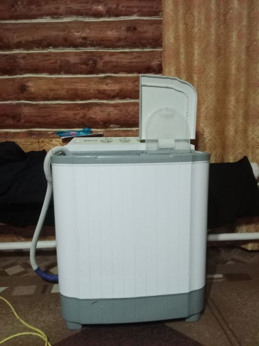 Продам стиральную машину полуавтомат