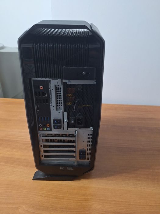 Настолен Компютър
