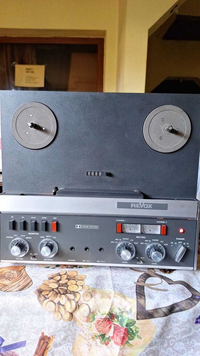 Magnetofon Revox A77 2 track Dolby sistem.