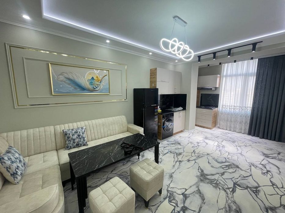 Vokzal saodat oldida 4 xona kvartira sotiladi