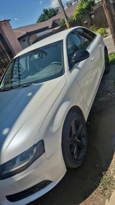 Masina audi A4 B8