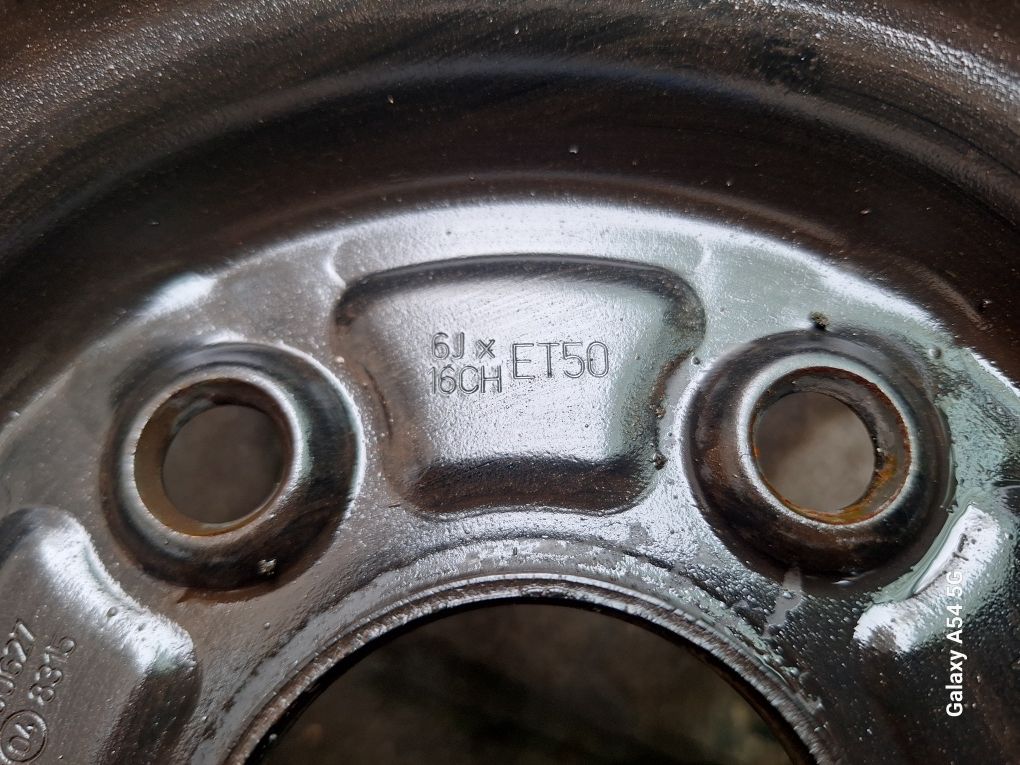 16цола Тойота 5х114,3 +205/60/16 зимни