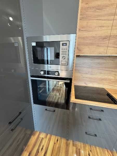 Дава се под наем Тристаен апартамент в Пловдив, Център - 84 кв.м за 177800 € - Снимка #1