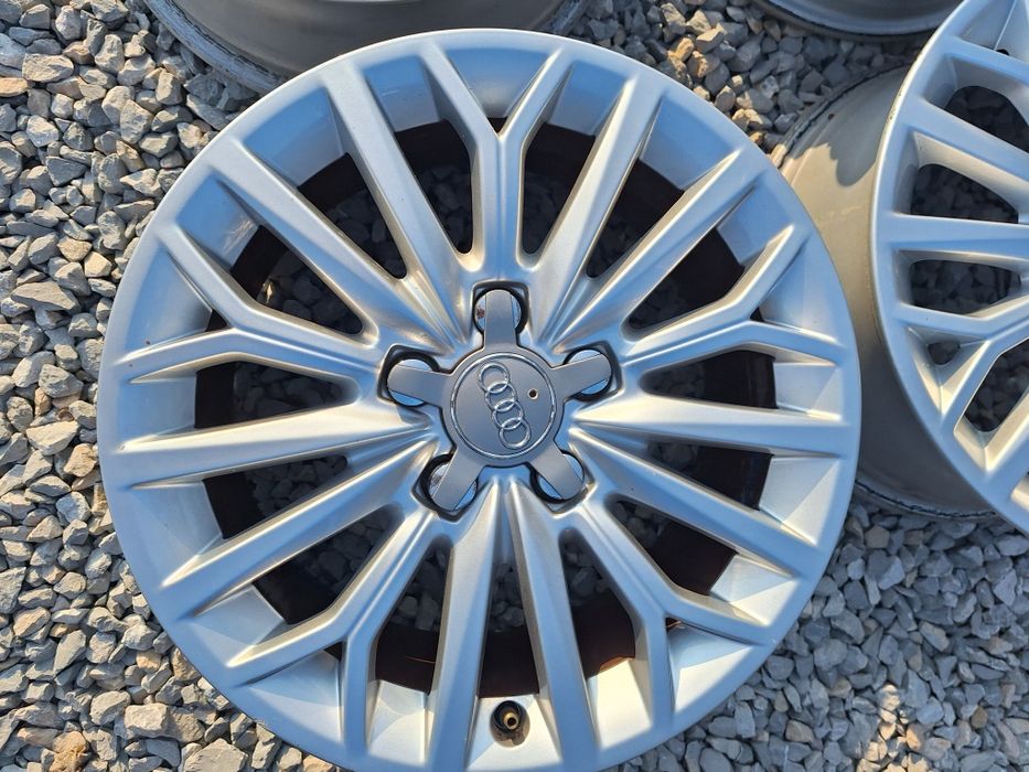 5x112.16цола. 7j ET48 оригинални Ауди