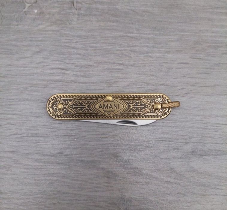 Briceag buzunar retro model incrustat plasele