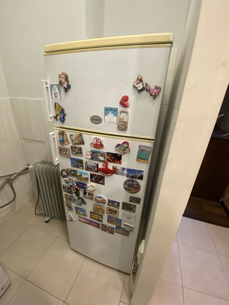 Хладилник с хладилна камера Crown