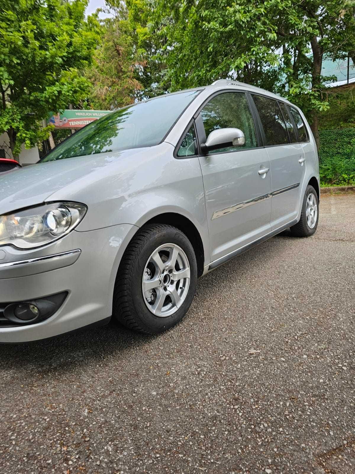 Vând WV Touran 1.9 tdi an 2009