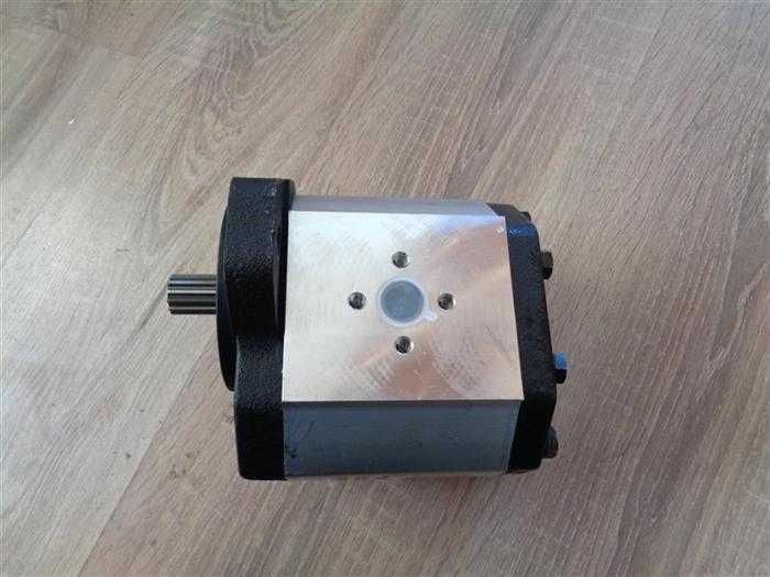 Pompa hidraulica pompe hidraulice tractor  deutz landini fiat same jd