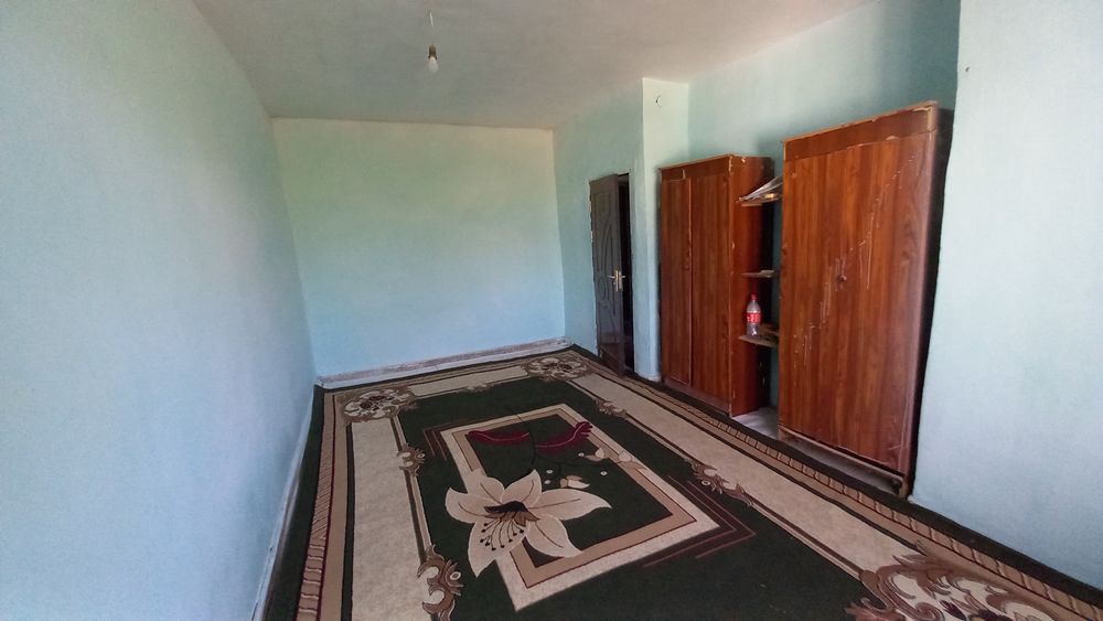 Тошлок махалласида 1 хонали уй