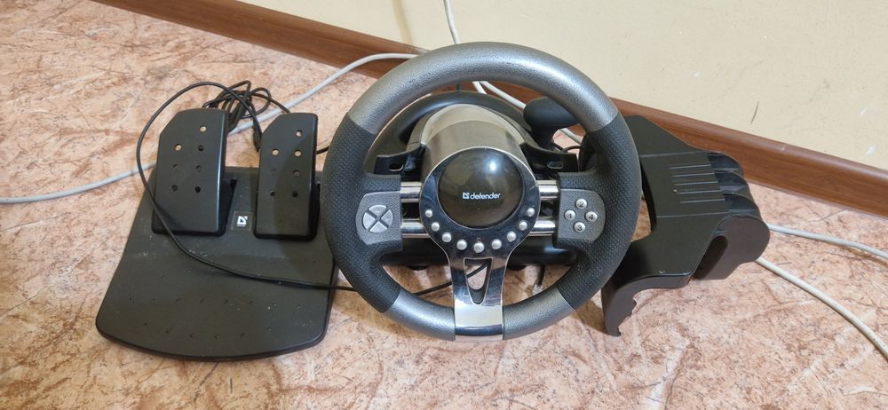 Игровой руль Defender