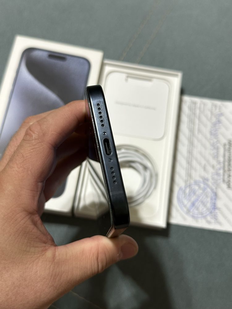 Iphone 15 pro max 256Gb емкость 92%