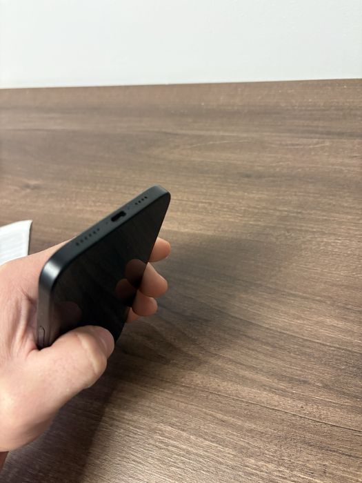 Iphone 16 plus în garantie