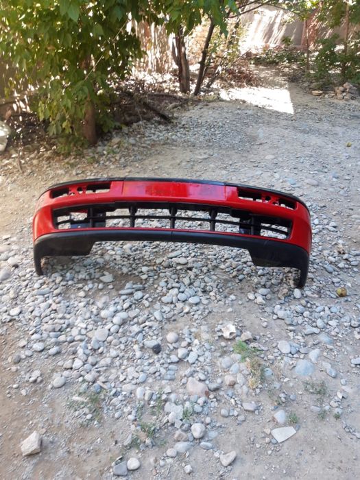 Бампер передний WOLKSWAGEN PASSAT B4