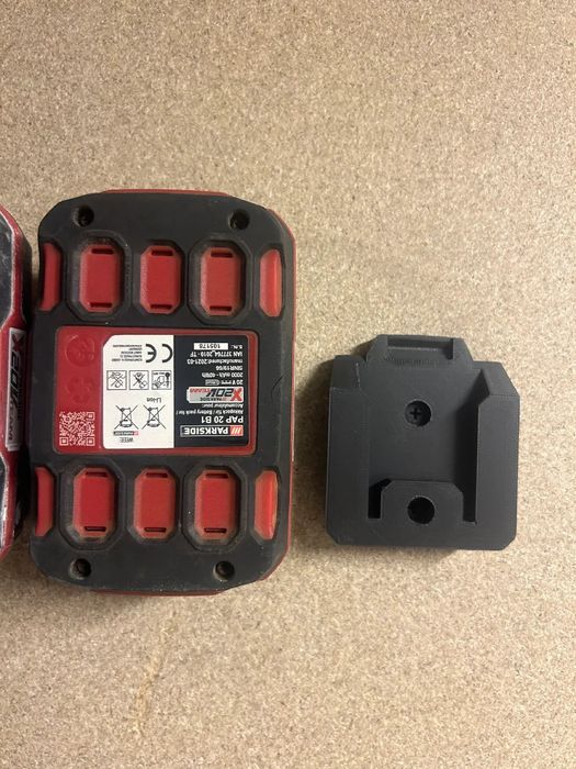 1+1 GRATIS - Suport acumulator Parkside X20v Team