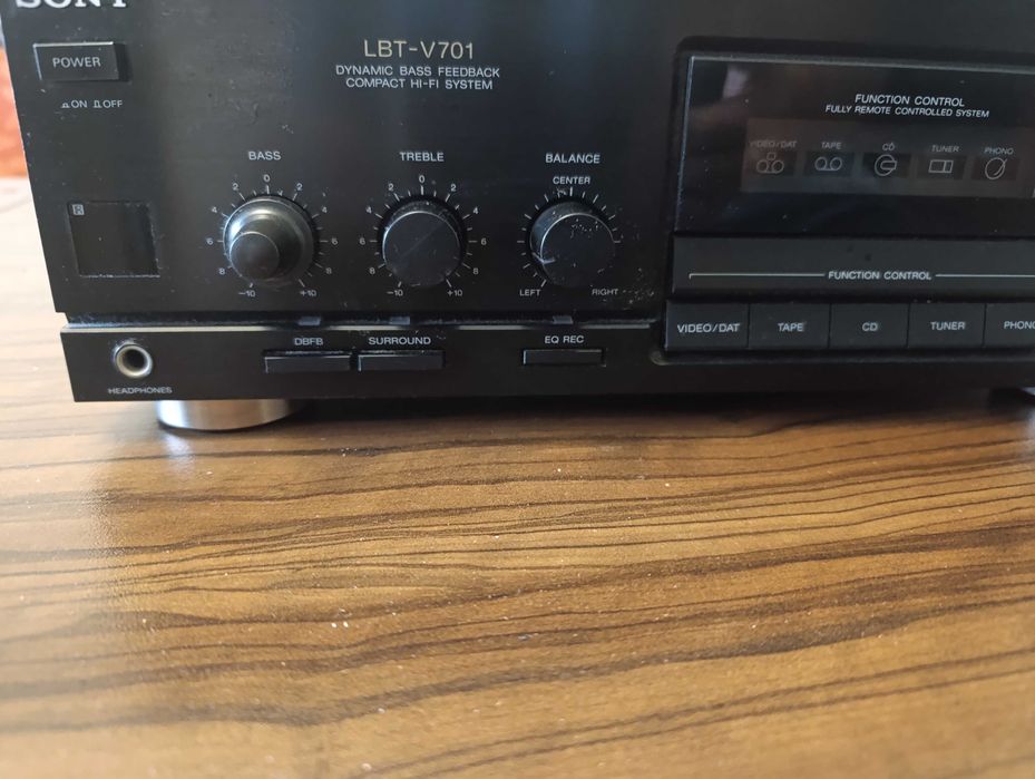 Продавам SONY stereo amplitude