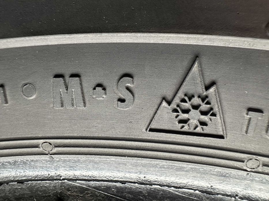 Зимни бусови гуми SEMPERIT VAN GRID 2, 195/60/16C, 7mm грайфер !