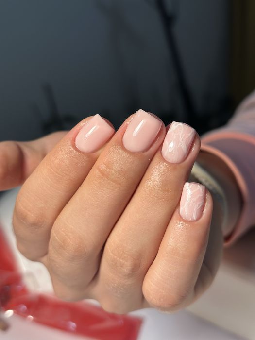 MANICHIURA oja semipermanenta si constructie gel