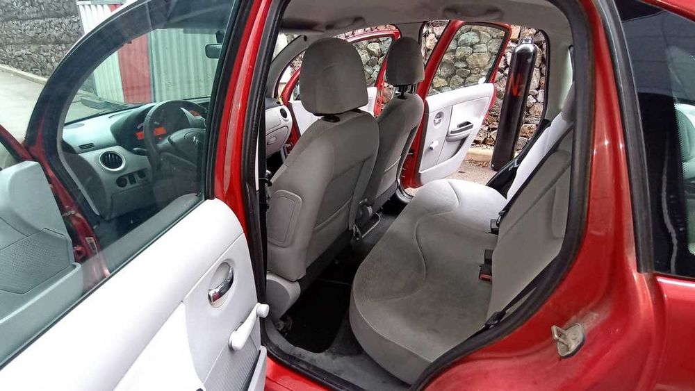 Citroen C3 1.4i, 73 к.с. 2006г. 119600 км. от първи собственик!