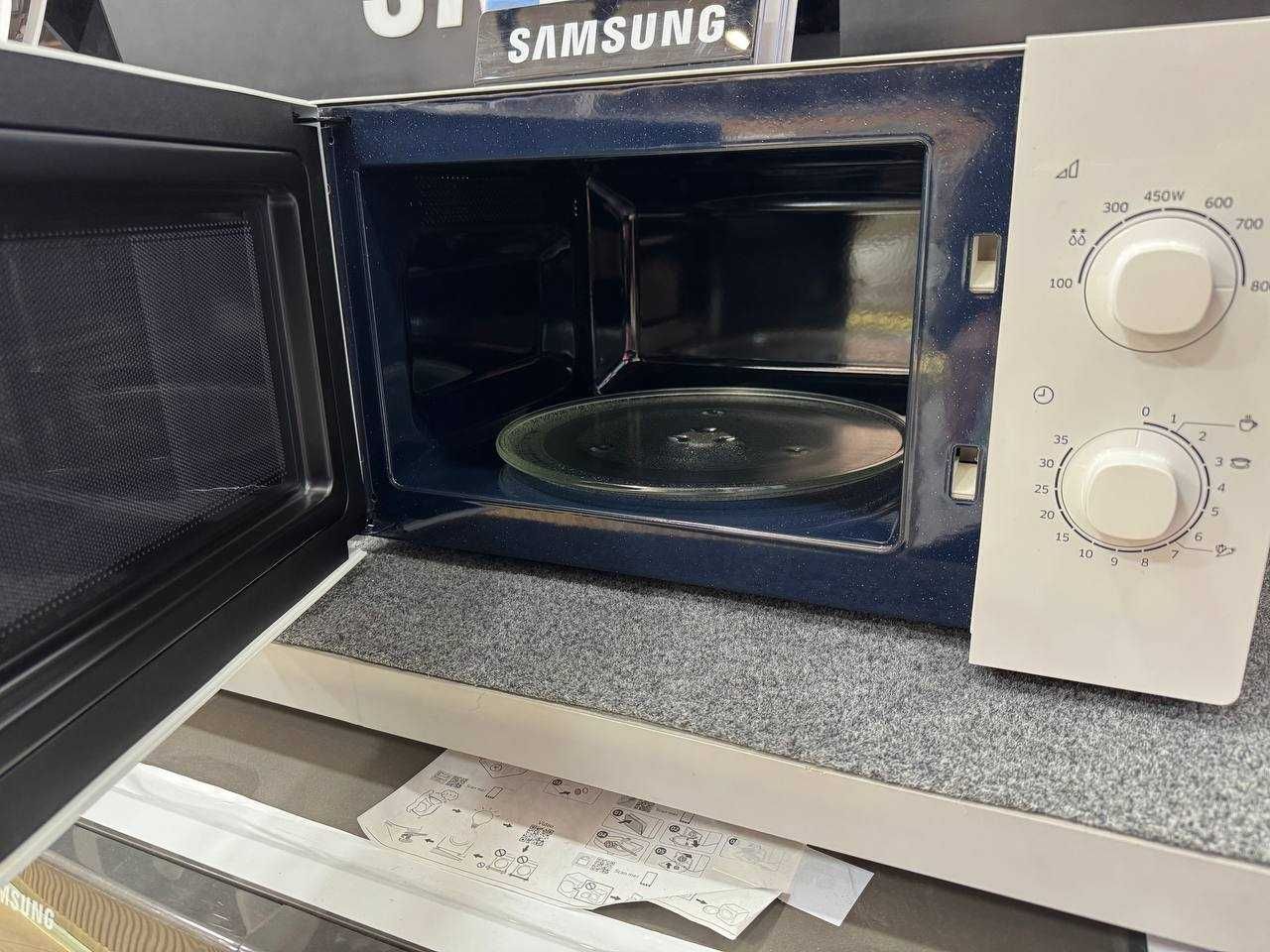 Микроволновая печь Samsung ME83ARW 23 л