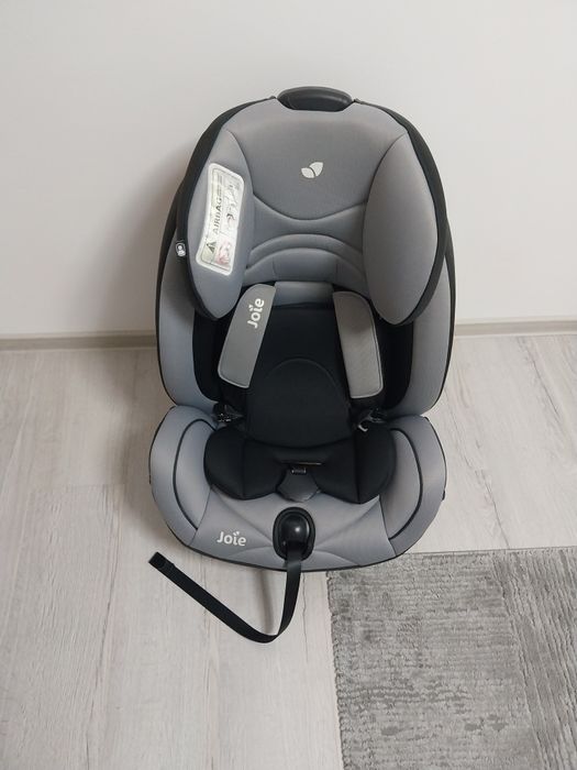 Scaun auto.  0 -25 kg.