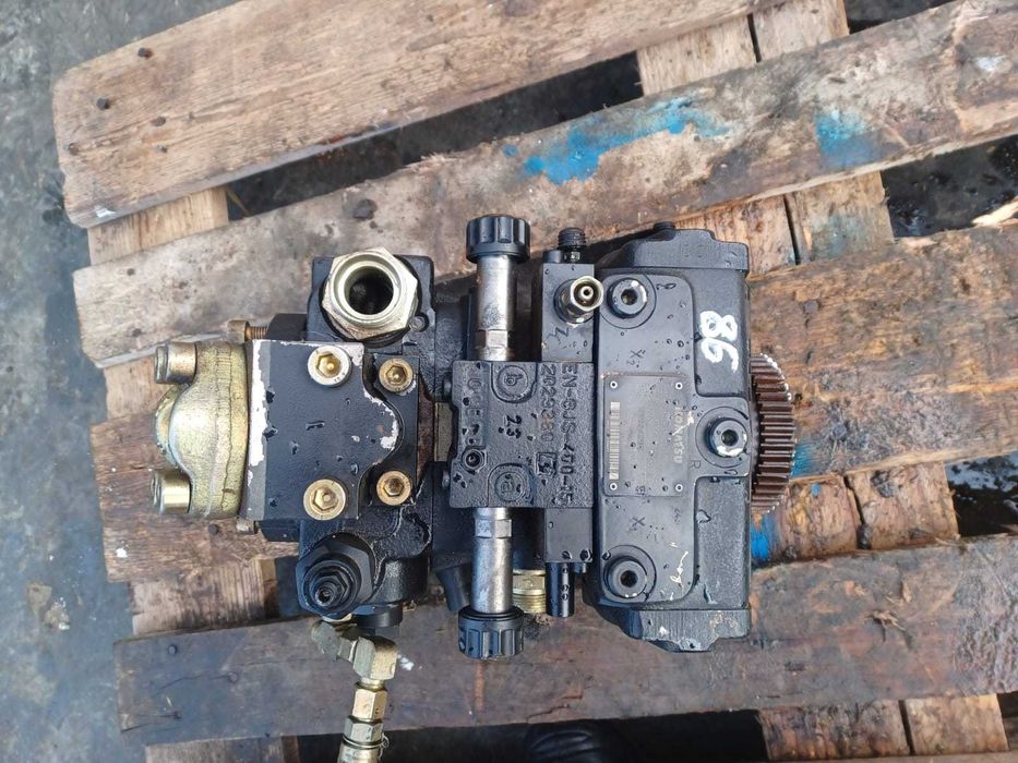 Pompa hidraulica Komatsu A4VG40DA1D8