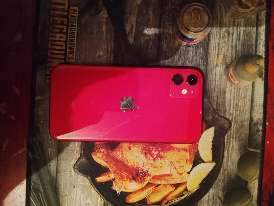 Продаю iPhone 11
