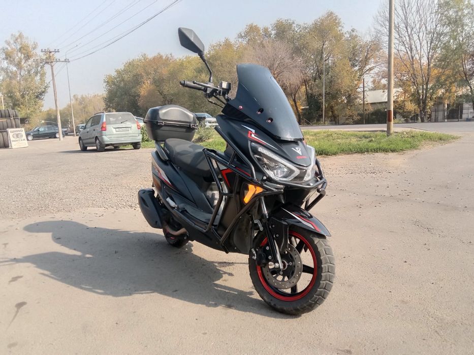 Продам  Скутер MAXI