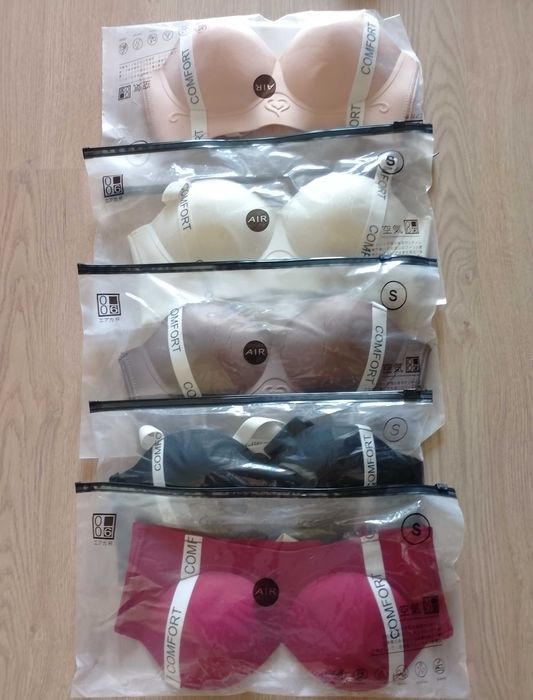 Sutien cu sistem dublu push-up