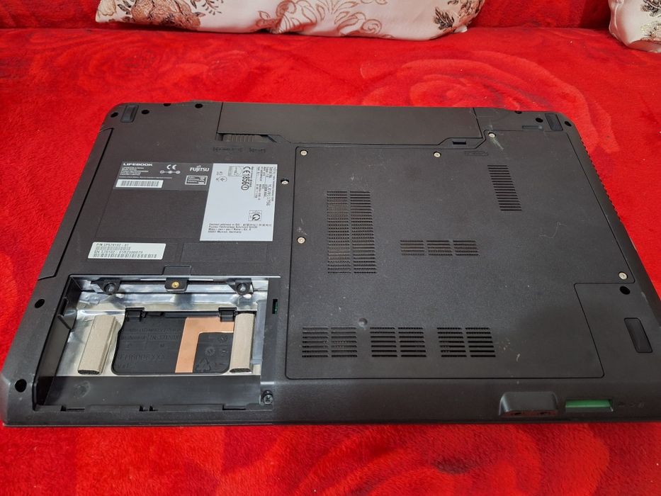 Laptop Fujitsu laptop