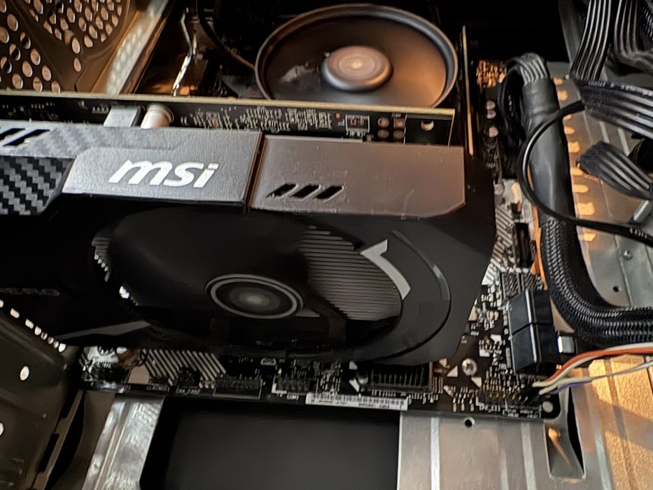 Видеокарта RX560 4GB